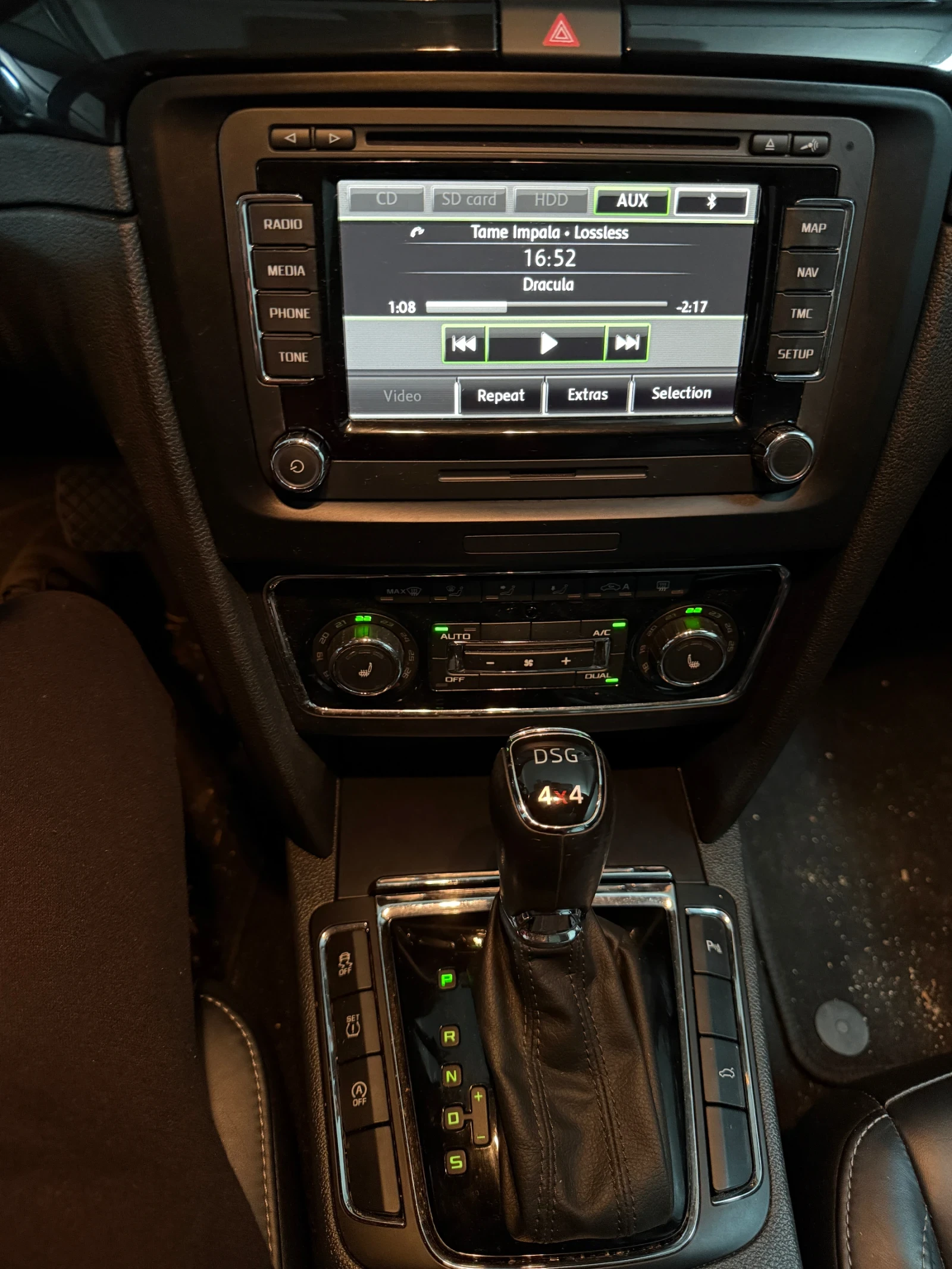 Skoda Superb 2.0 TDI* 4x4* PANO* 170hp* DSG 6��* FACE | Mobile.bg � ����������� 14