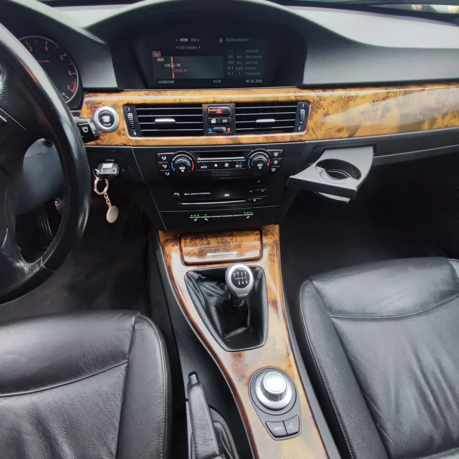 BMW 320 i* NAVI* KSENON* ����* 150��*  | Mobile.bg � ����������� 12