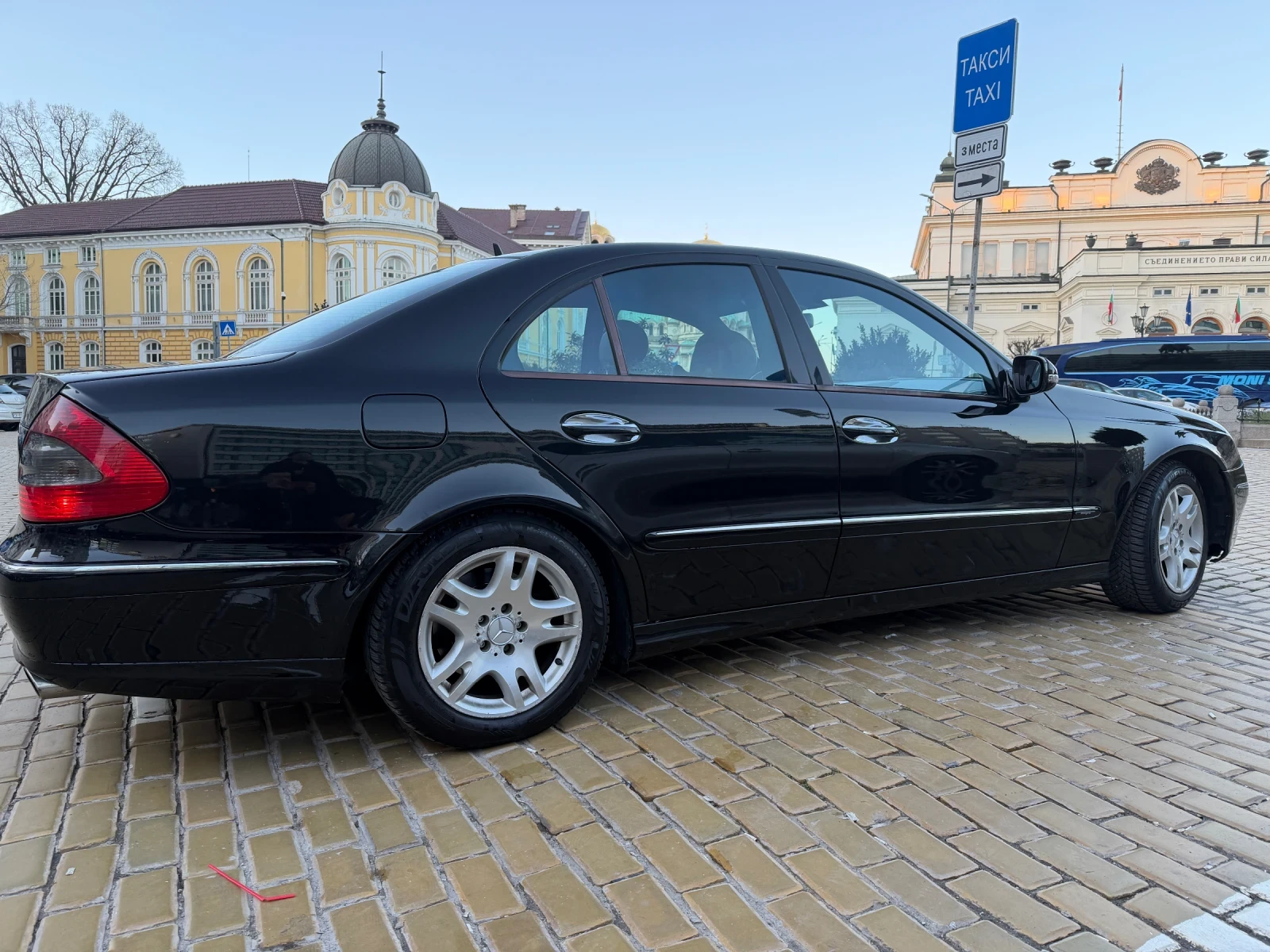 Mercedes-Benz E 280 E 280 190hp 7G, снимка 13 - Автомобили и джипове - 53726867