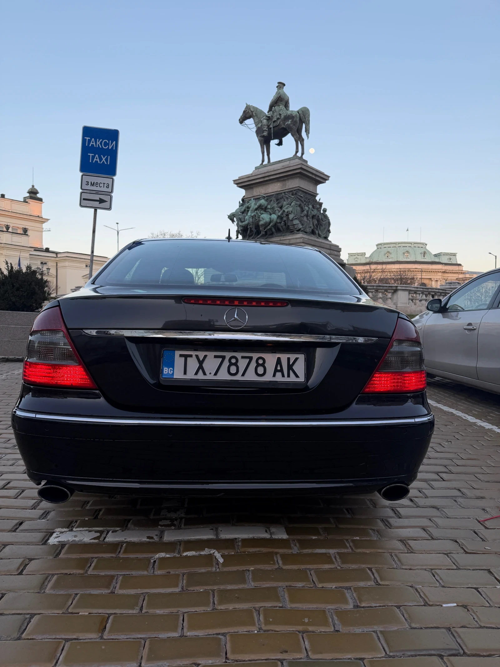 Mercedes-Benz E 280 E 280 190hp 7G, снимка 12 - Автомобили и джипове - 53726867