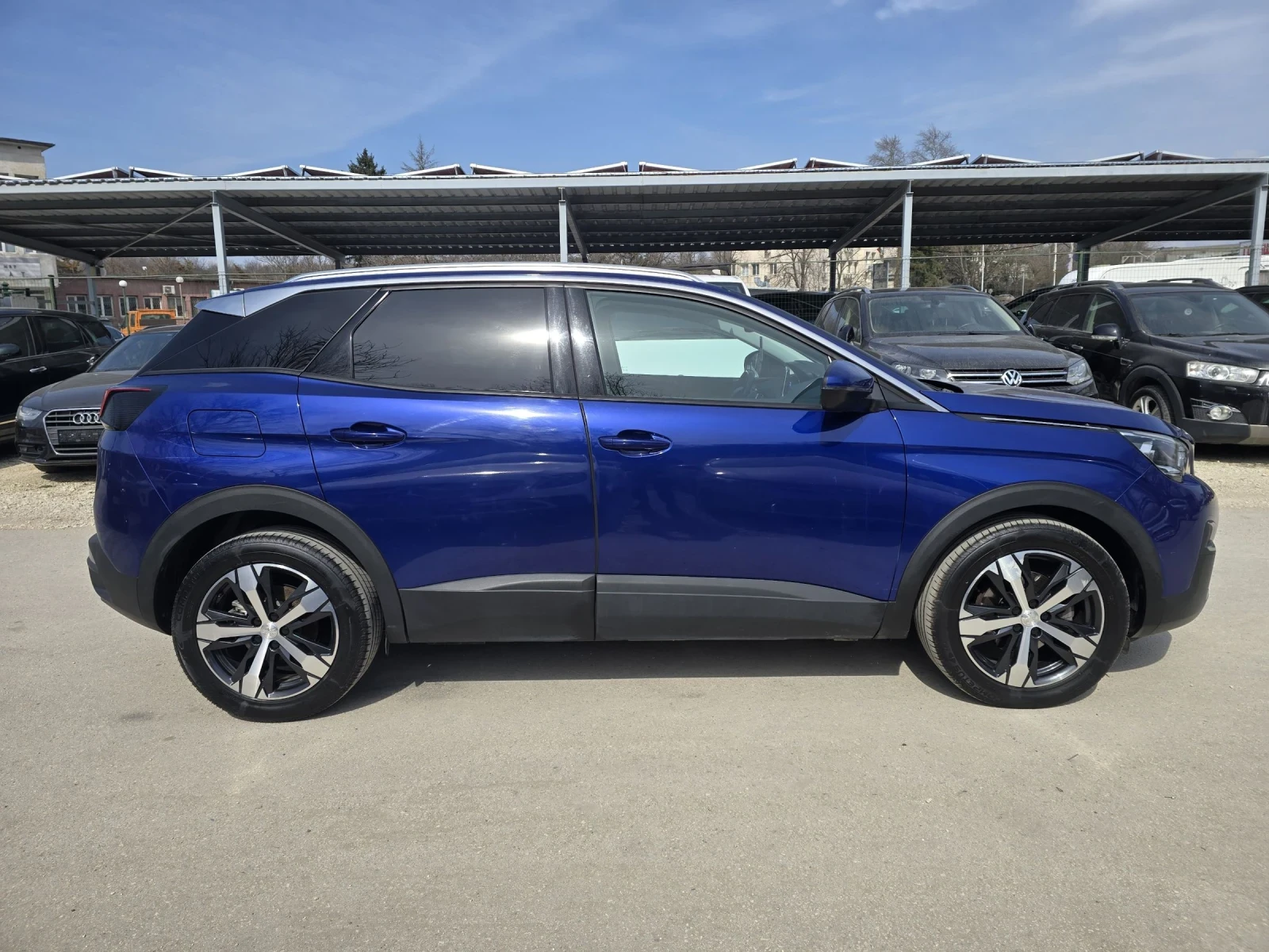 Peugeot 3008 1.5bluehdi 131к.с Топ състояние , снимка 8 - Автомобили и джипове - 53875466