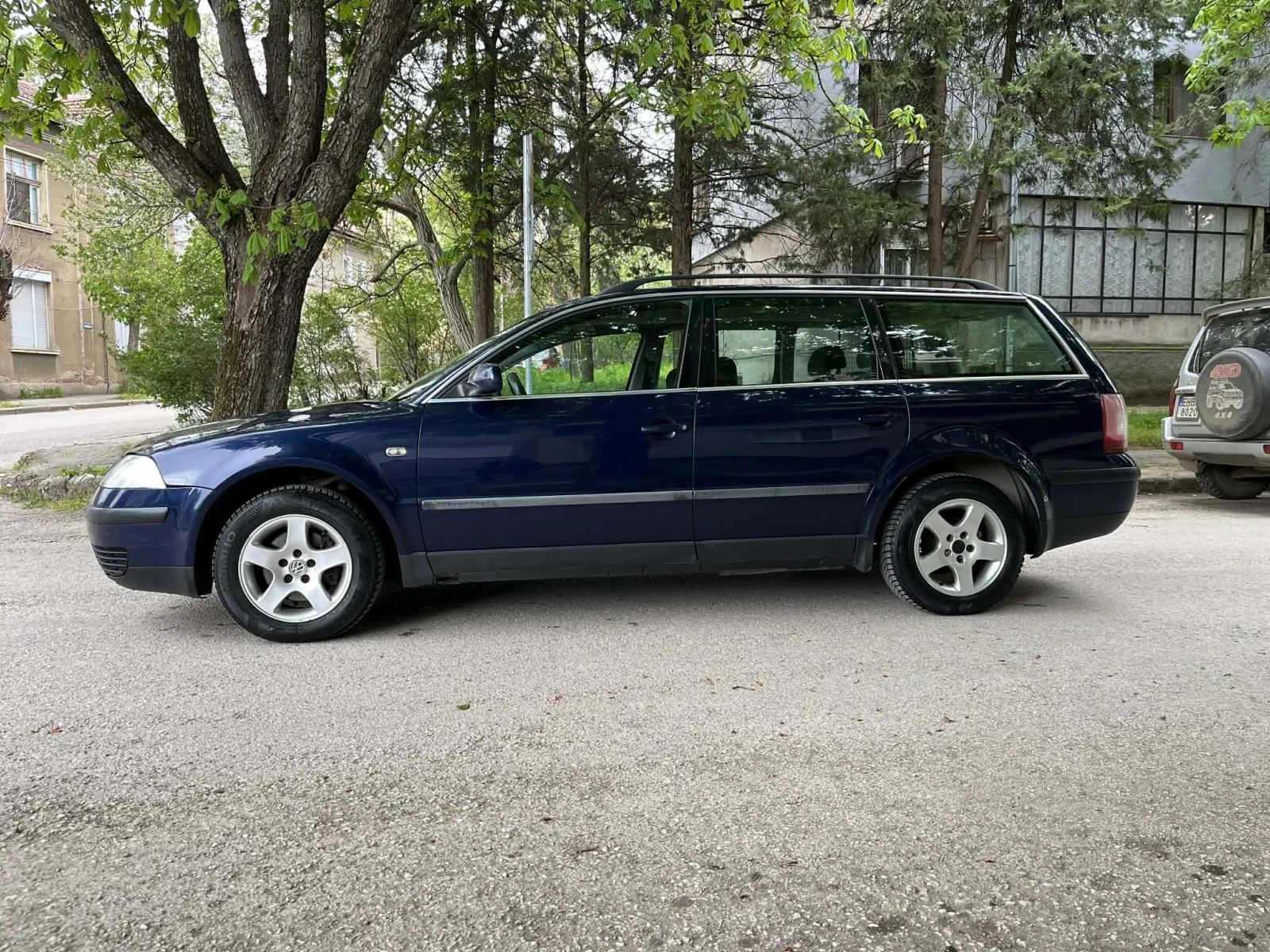 VW Passat 1.9 131кс 2003 г, снимка 10 - Автомобили и джипове - 54294005