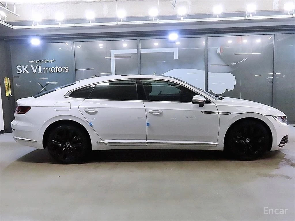 VW Arteon 2.0 TDI Prestige* ПОДГРЕВ* ОБДУХВАНЕ* HEAD-UP* 360, снимка 2 - Автомобили и джипове - 54633361