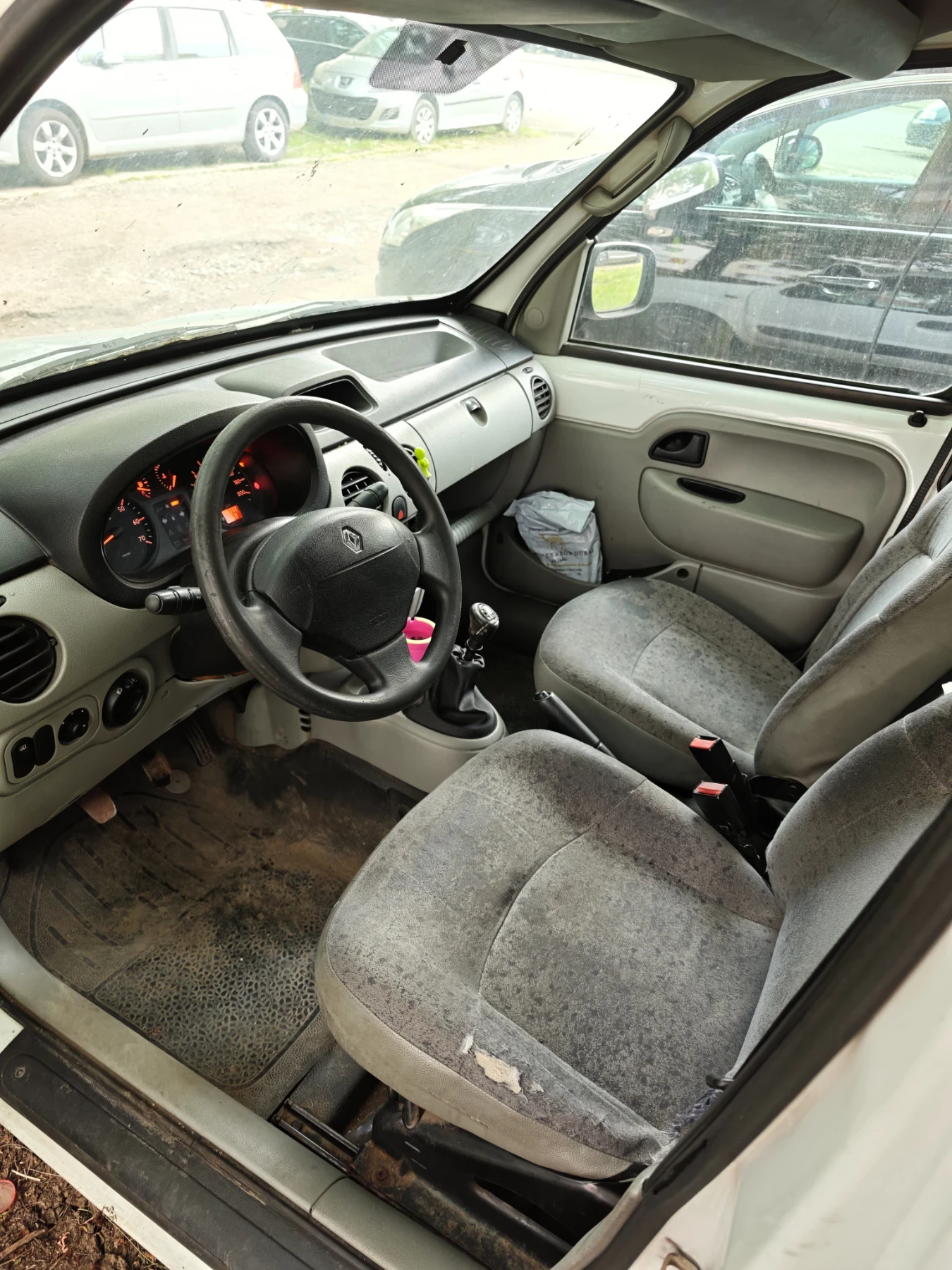 Renault Kangoo 1.5DCI, снимка 5 - Автомобили и джипове - 54633222