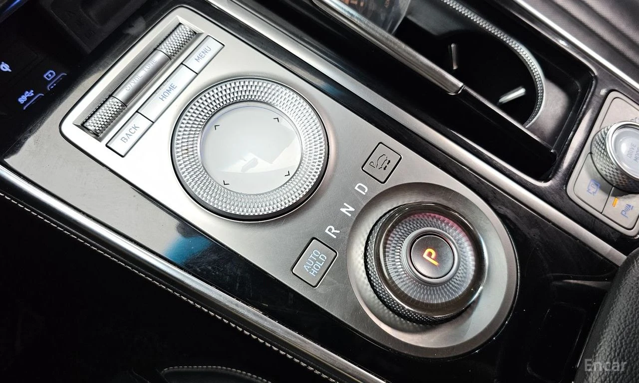Genesis GV80 3.0D* DISTRONIC* 360 CAM* ПОДГРЕВ* ОБДУХВАНЕ* , снимка 14 - Автомобили и джипове - 54879000