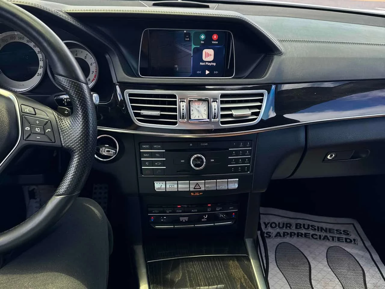 Mercedes-Benz E 400 4MATIC/ПАНОРАМА/ПОДГРЕВИ, снимка 9 - Автомобили и джипове - 55064692