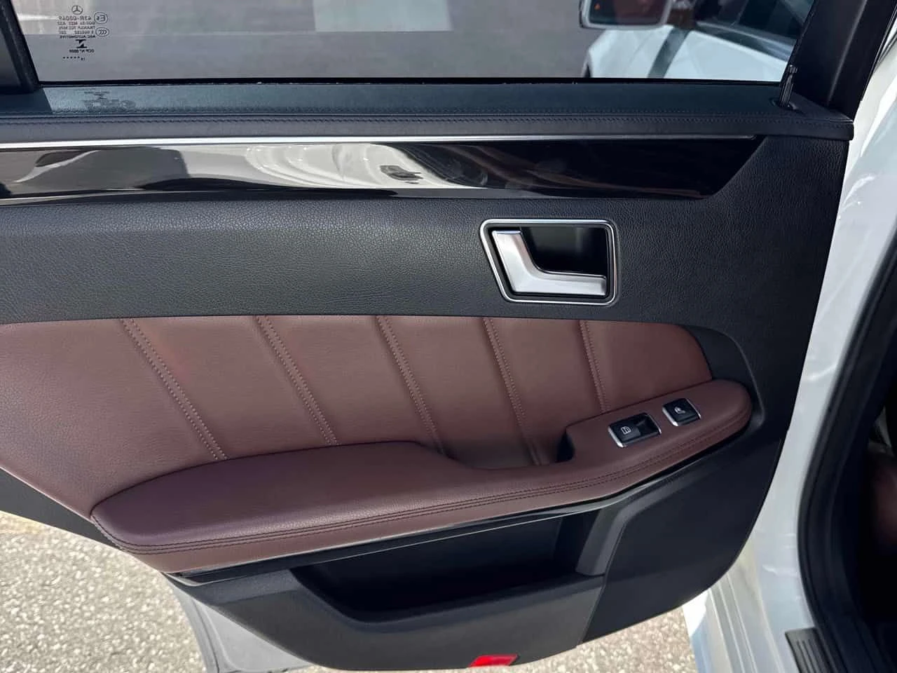 Mercedes-Benz E 400 4MATIC/ПАНОРАМА/ПОДГРЕВИ, снимка 14 - Автомобили и джипове - 55064692
