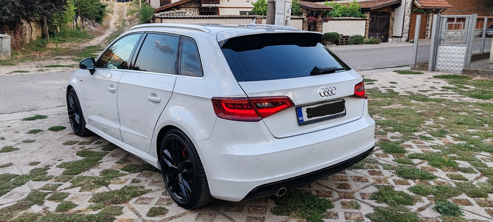 Audi A3 1.6TDI 3xS LINE, снимка 4 - Автомобили и джипове - 55750421