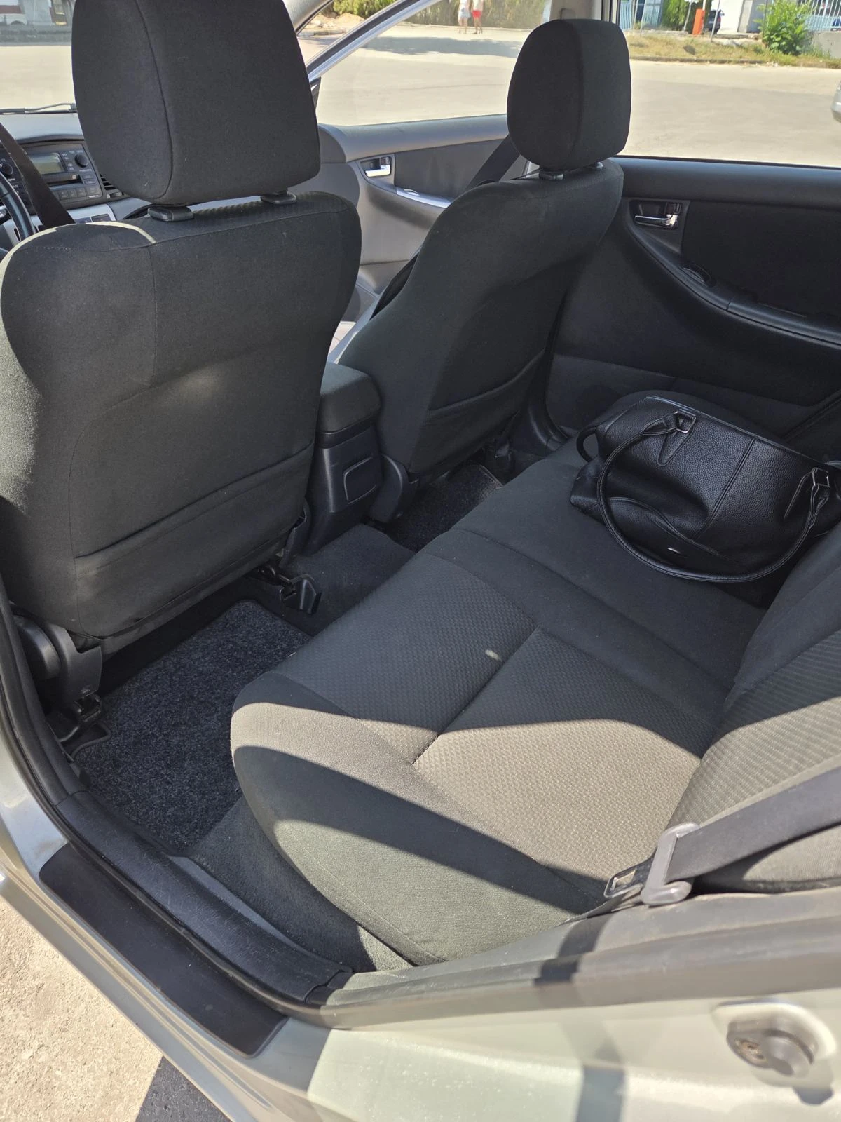 Toyota Corolla, снимка 7 - Автомобили и джипове - 55811874