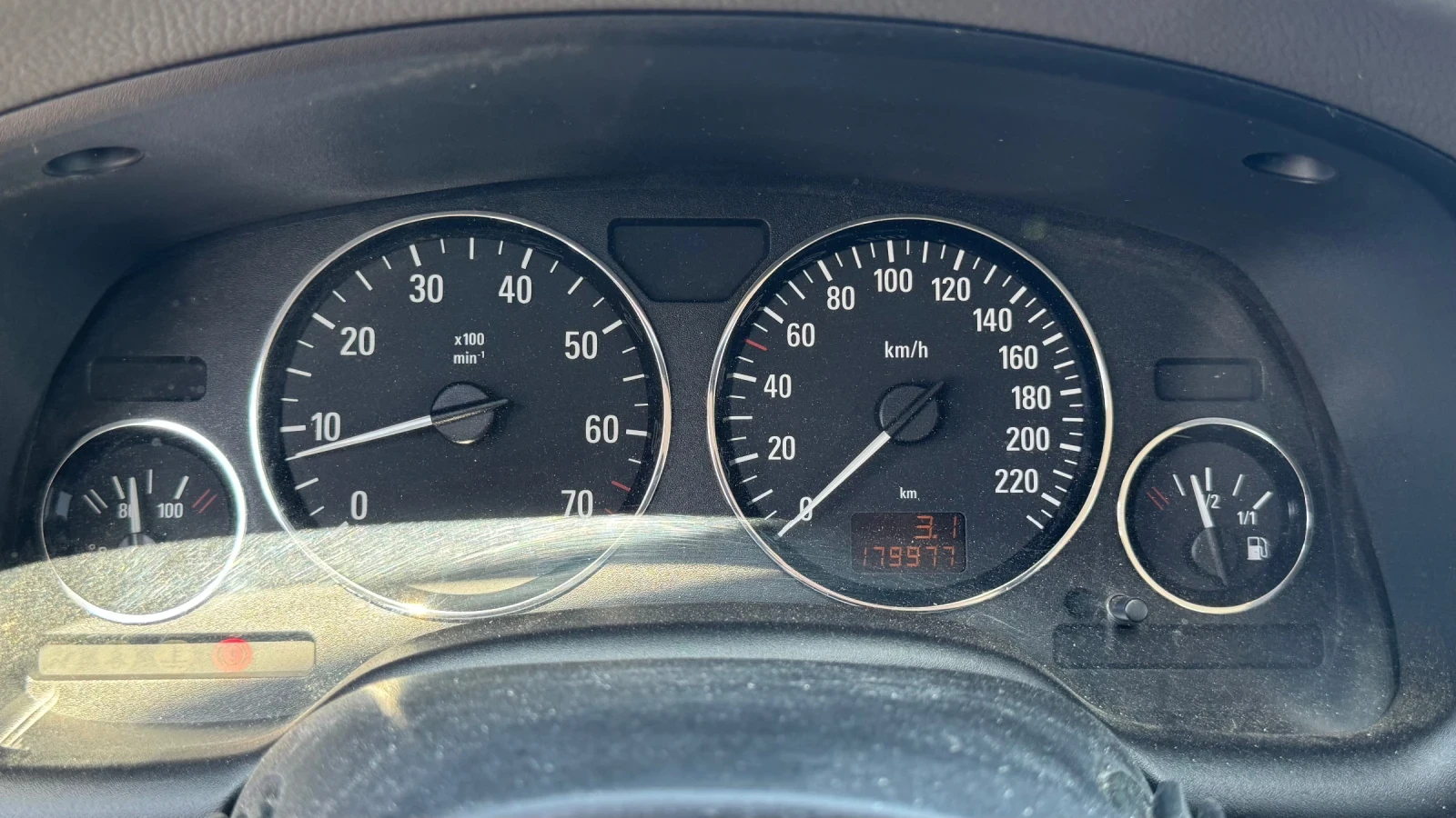 Opel Astra, снимка 10 - Автомобили и джипове - 55925331