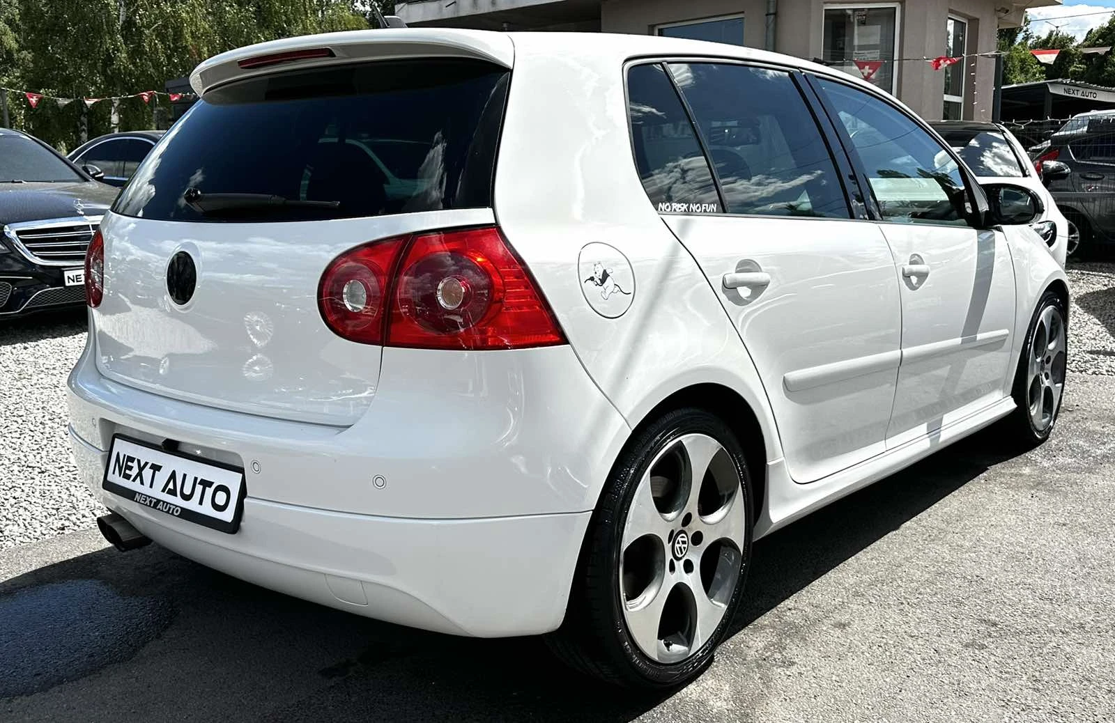 VW Golf GTI 2.0TFSI 200HP DSG ANDROID КОЖА ПОДГРЕВ , снимка 5 - Автомобили и джипове - 55951755