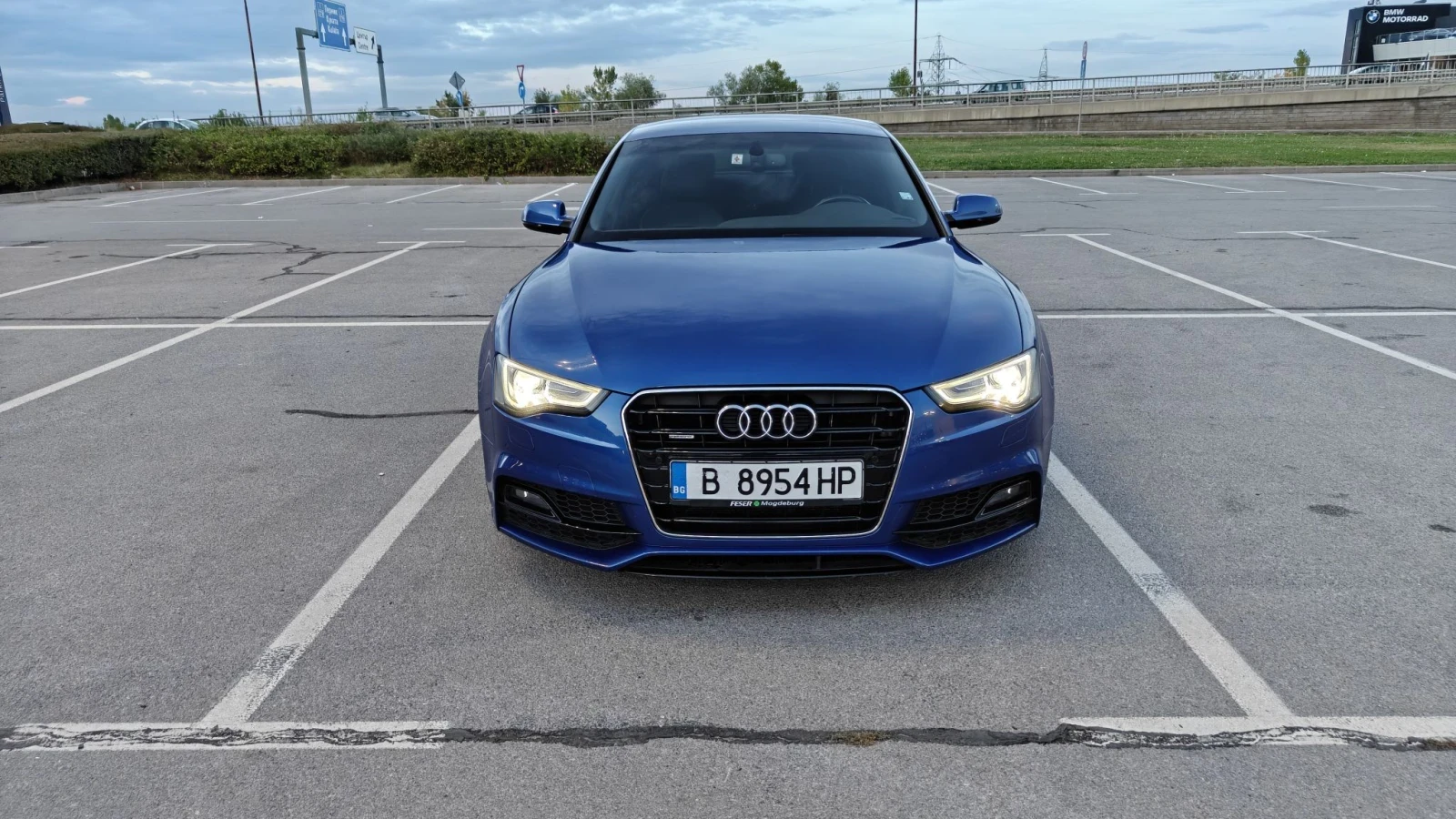 Audi A5 2.0TDI Sportback, снимка 2 - Автомобили и джипове - 56417591