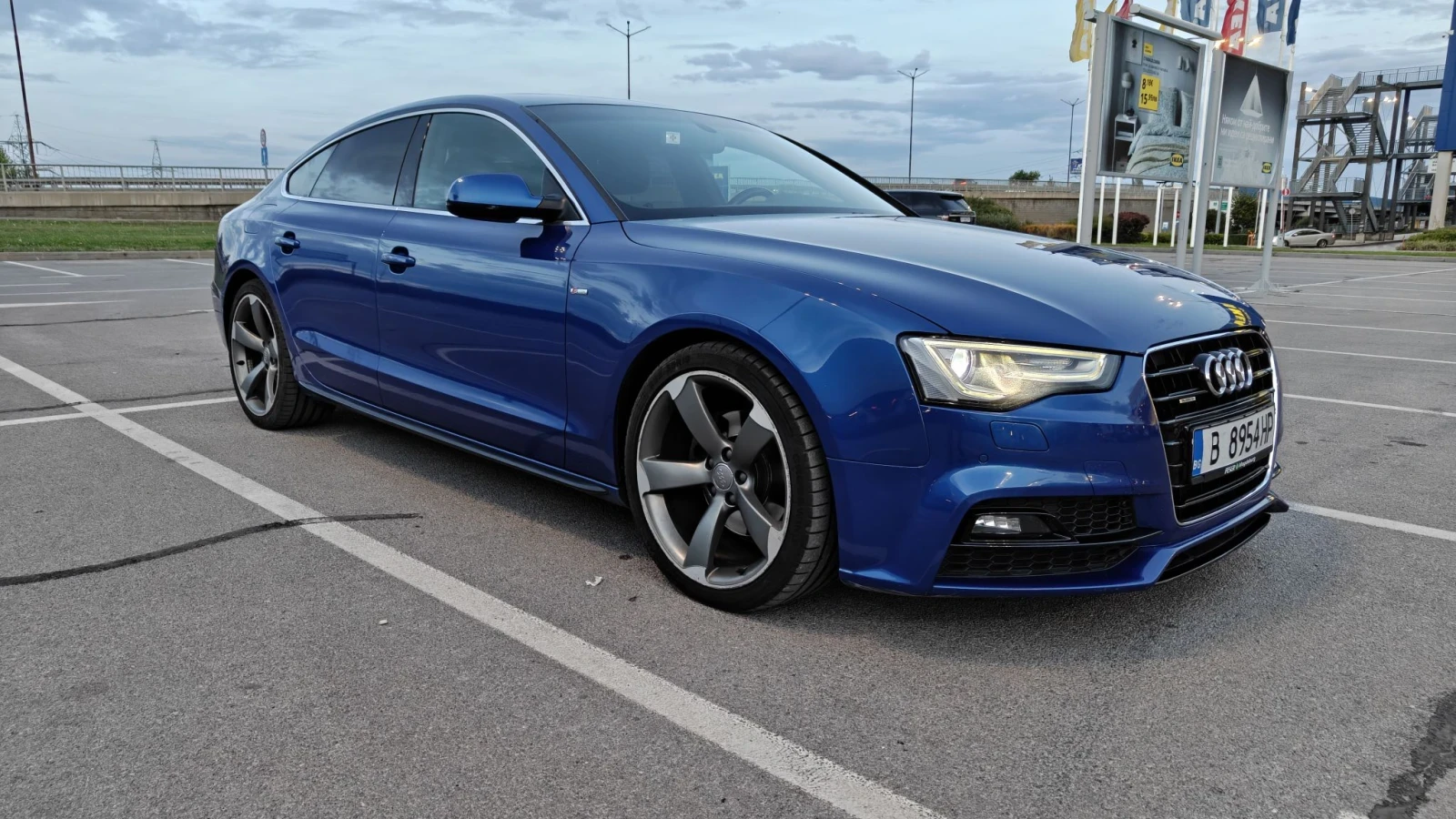 Audi A5 2.0TDI Sportback, снимка 7 - Автомобили и джипове - 56417591
