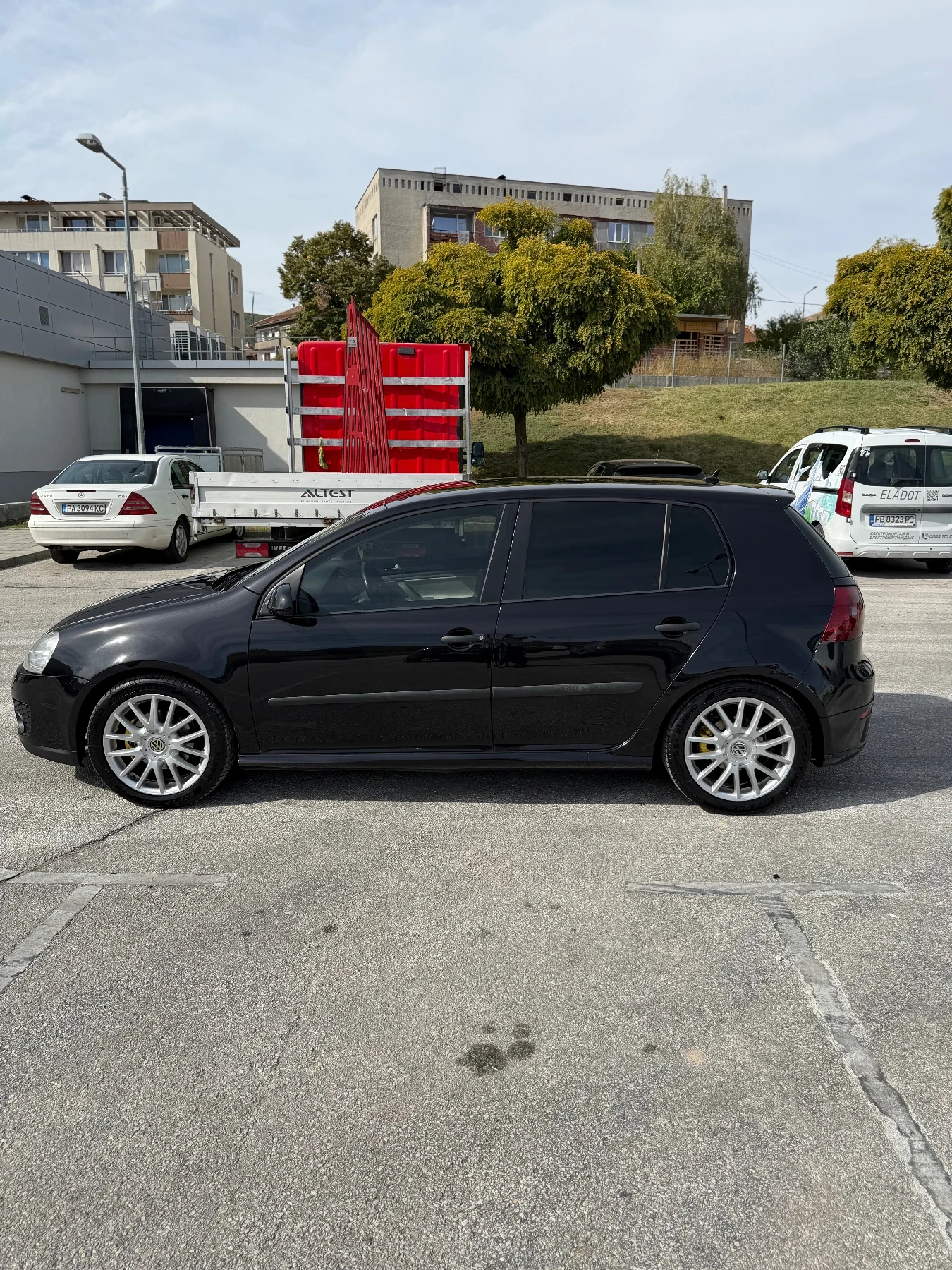 VW Golf, снимка 5 - Автомобили и джипове - 56518023