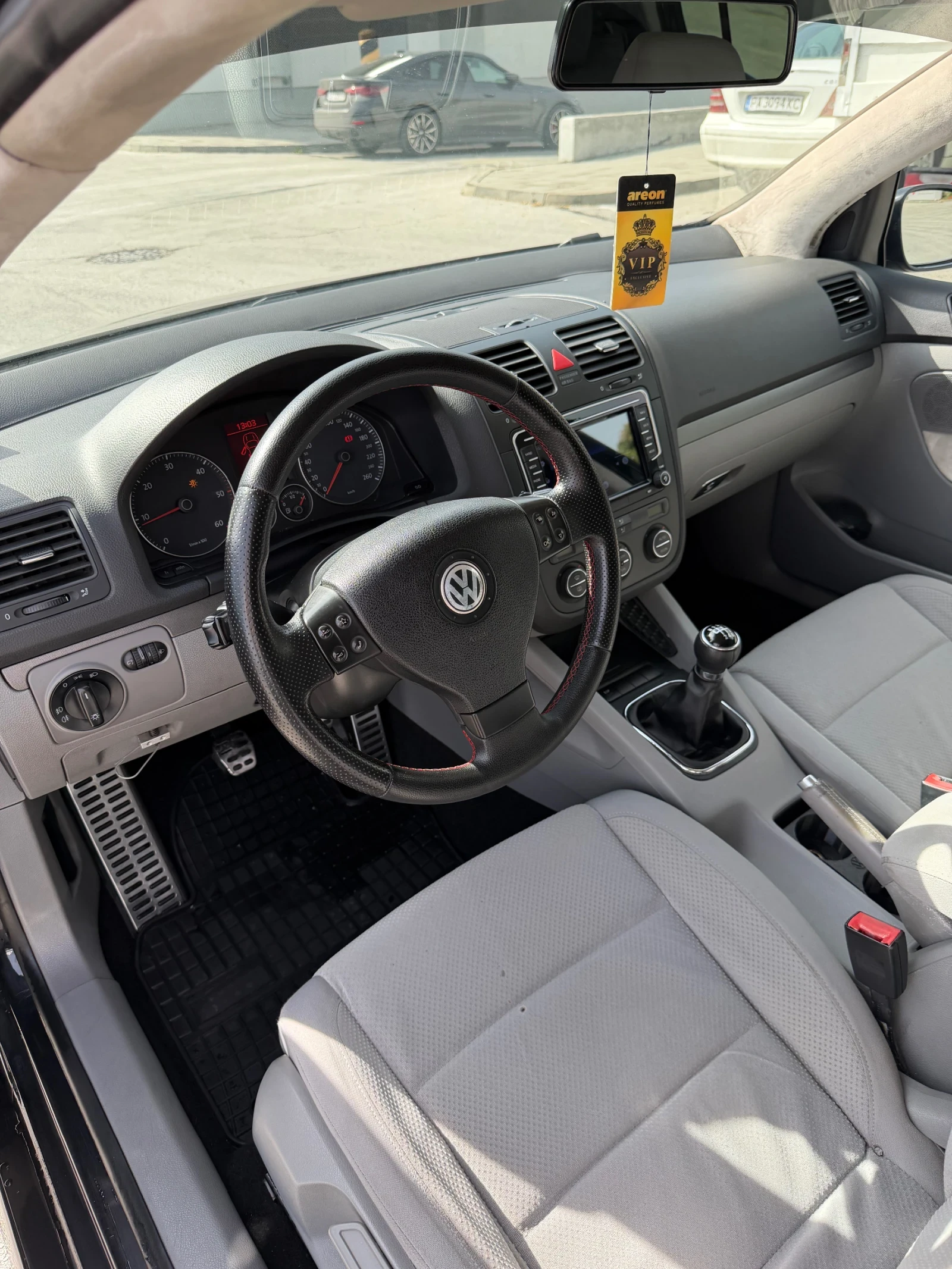 VW Golf, снимка 9 - Автомобили и джипове - 56518023