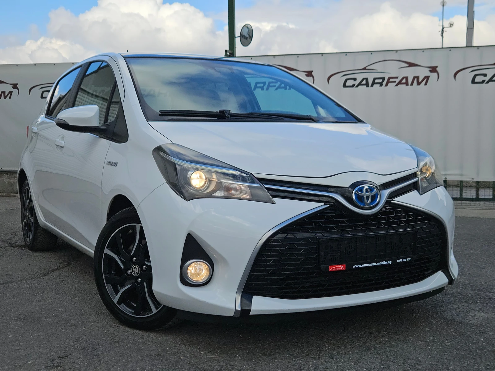 Toyota Yaris 1.5HYBRID/Lounge/ПРОМОЦИЯ РЕГИСТРАЦИ/КАМЕРА/БЛУТУТ