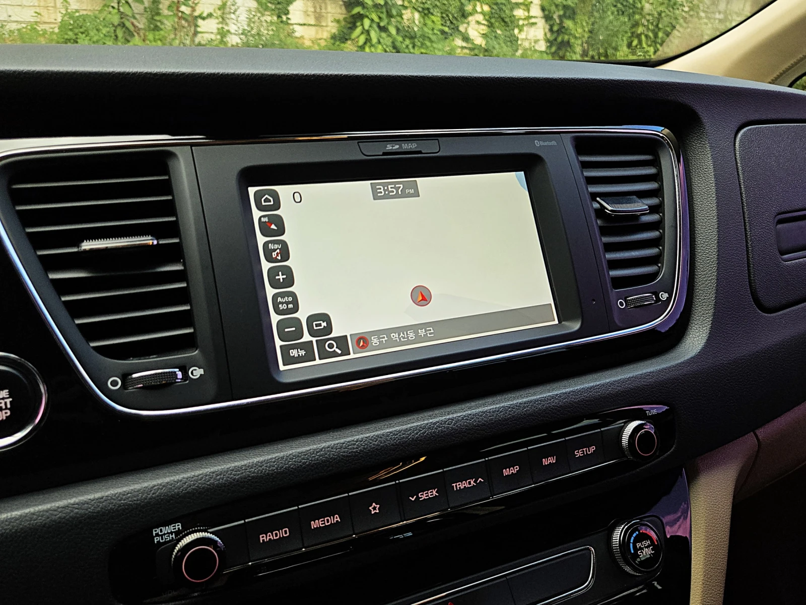 Kia Carnival ��������� ��. �������� ������ ����* encareu.com | Mobile.bg � ����������� 8
