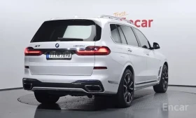 BMW X7 40D * M ПАКЕТ * TV * ОБДУХВАНЕ * 6 МЕСТЕН *  | Auto.bg — изображение 3