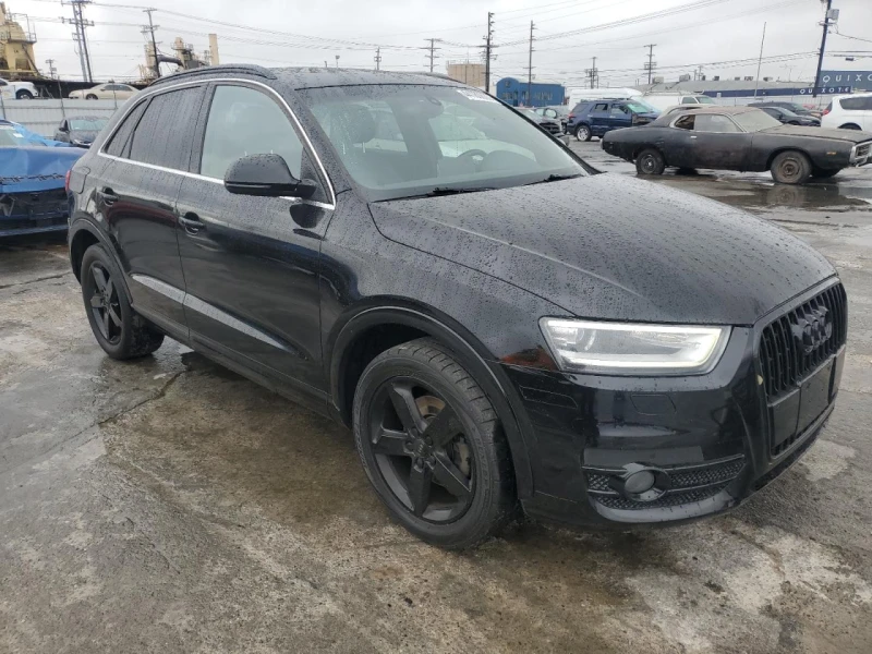 Audi Q3 PREMIUM PLUS* ФИКСИРАНА ЦЕНА , снимка 3 - Автомобили и джипове - 49452621