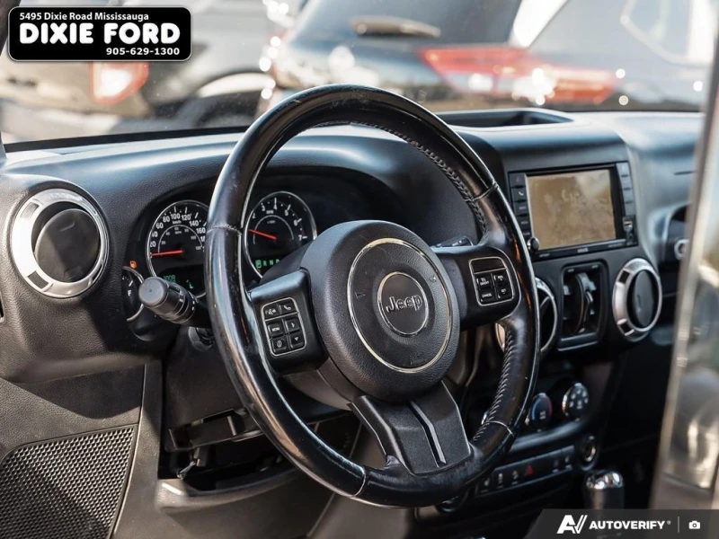 Jeep Wrangler 2012 UNLIMITED SAHARA* ДЪЛГА БАЗА* 3.6L VVT, снимка 8 - Автомобили и джипове - 52237549