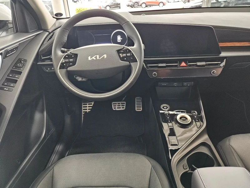 Kia Niro НОВ!/INSPIRATION/204HP/CAM/HUD/LED/NAVI/KLESS/690g, снимка 8 - Автомобили и джипове - 53054409