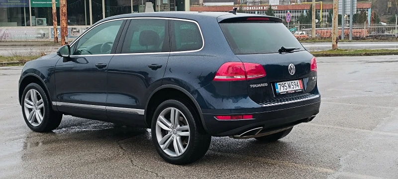 VW Touareg 3.0TDI , снимка 3 - Автомобили и джипове - 53292636