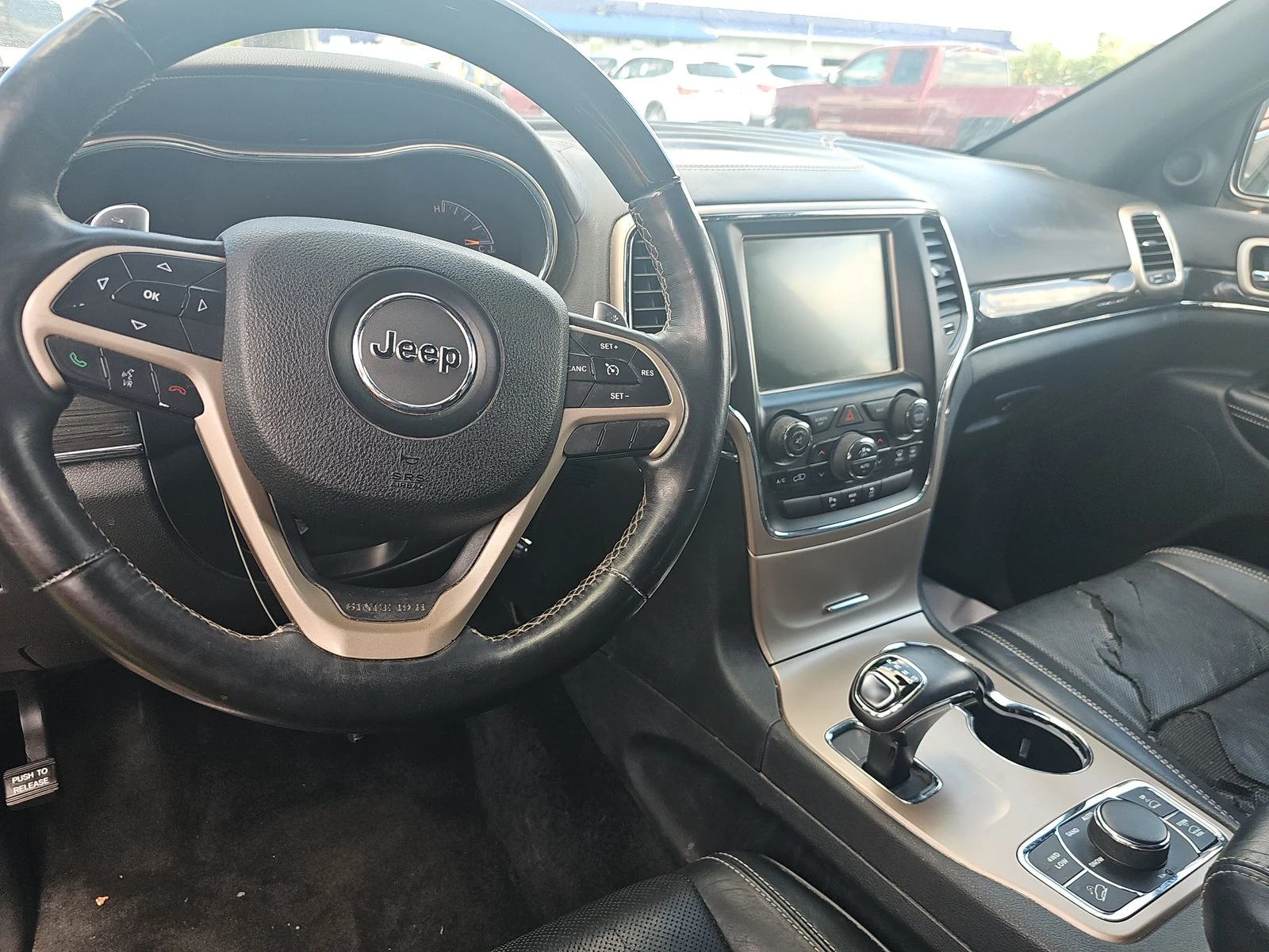 Jeep Grand cherokee OVERLAND* 8ZF* 4X4* Подгрев* Обдух* Пано*  - изображение 4