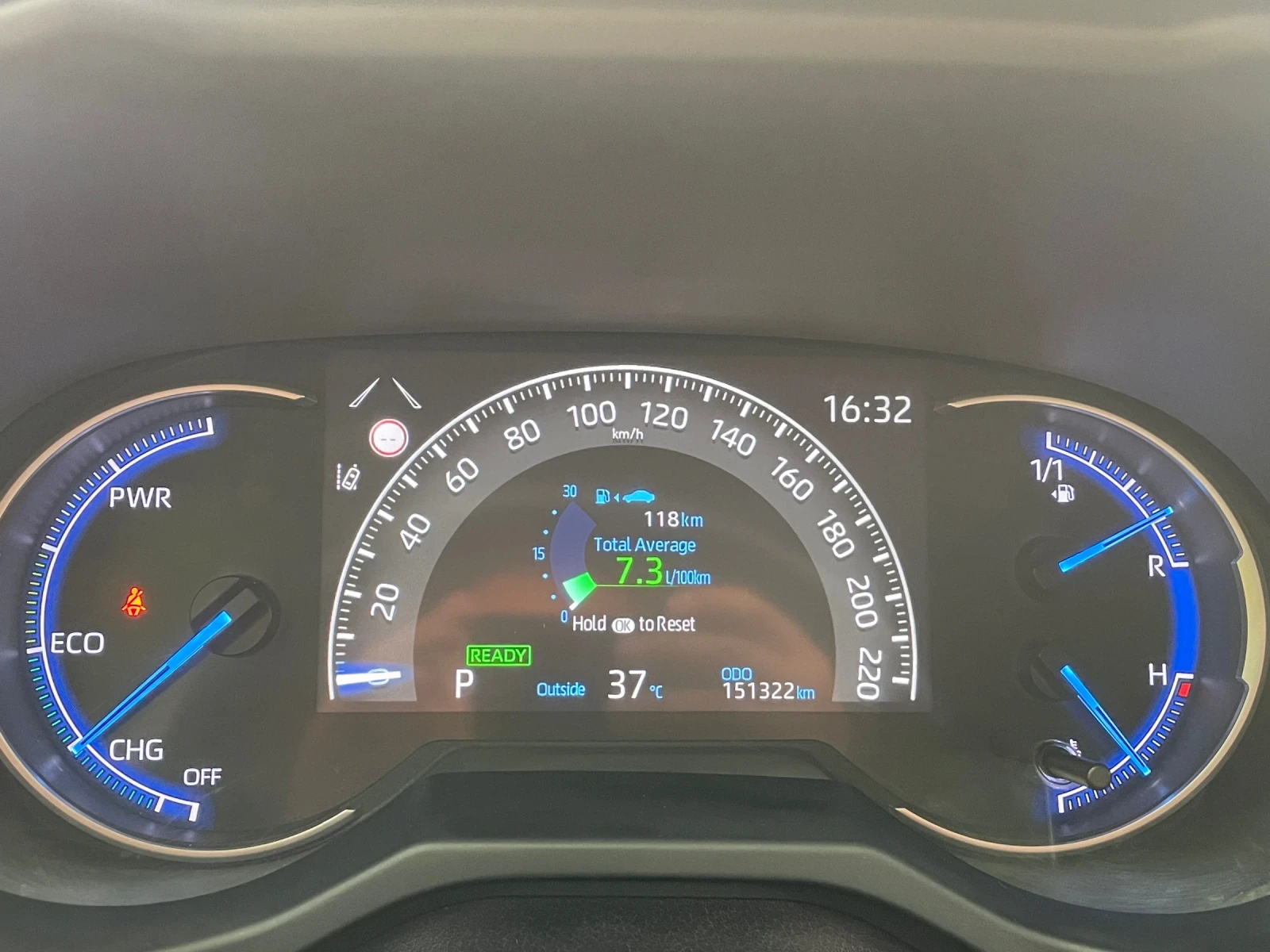 Toyota Rav4 2.5 Hybrid AWD/4x4 CVT Executive- в ГАРАНЦИЯ - изображение 10