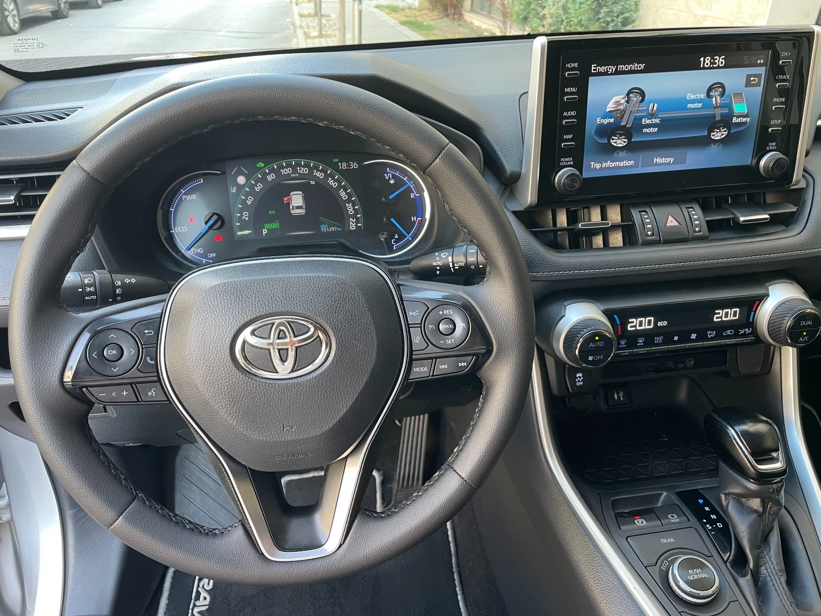 Toyota Rav4 2.5 Hybrid AWD/4x4 CVT Executive- в ГАРАНЦИЯ - изображение 9