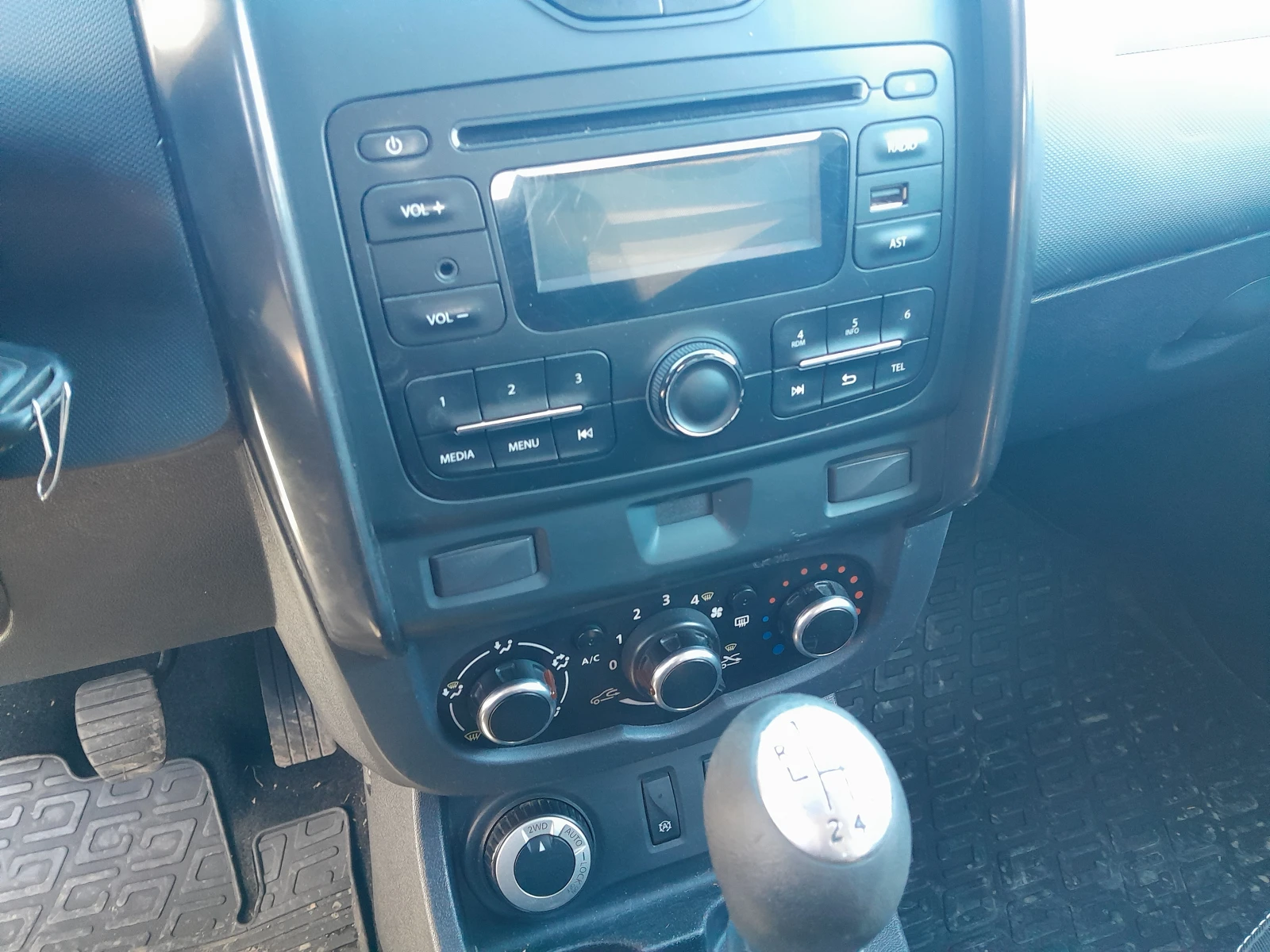 Dacia Duster 4х4 - изображение 4