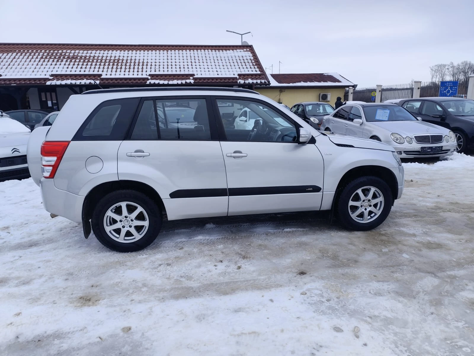 Suzuki Grand vitara 1.9 ����� 4�4 | Mobile.bg � ����������� 4