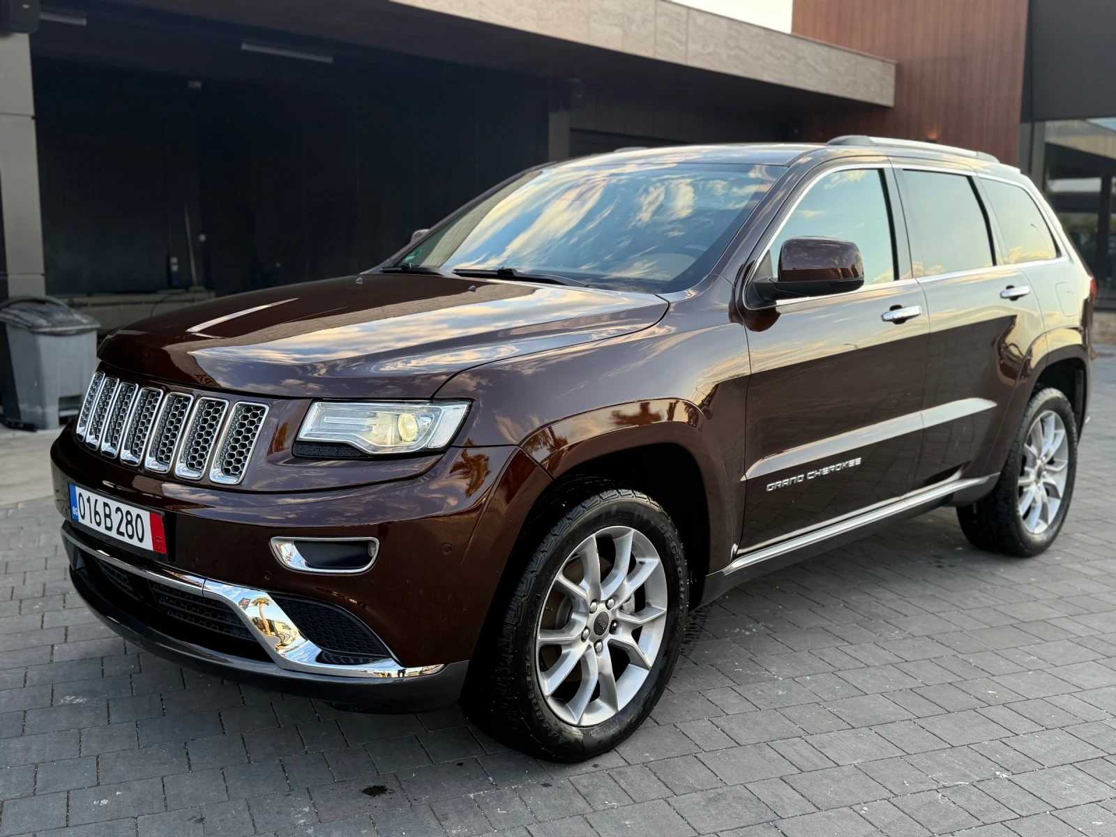 Jeep Grand cherokee SUMMIT= Podgriavane= Obduhvane= Panorama= Full, снимка 7 - Автомобили и джипове - 53841674