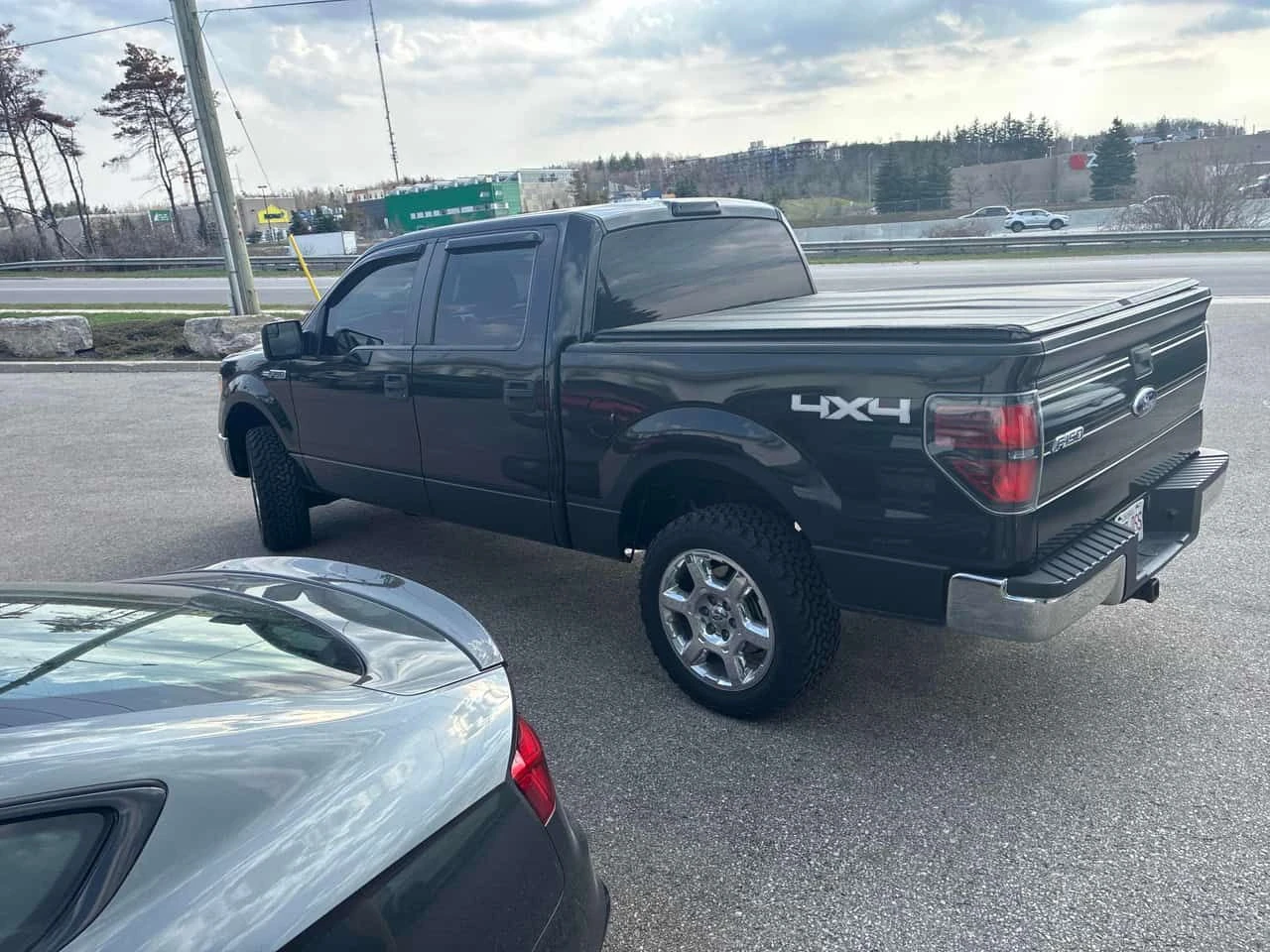 Ford F150 * 4WD SuperCrew* 2 КЛЮЧА* KEYLESS* , снимка 2 - Автомобили и джипове - 54329260