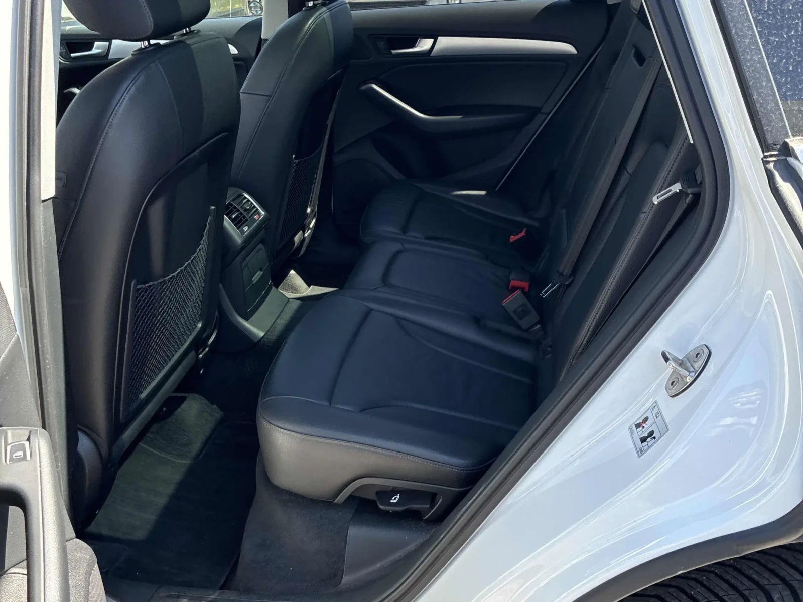 Audi Q5 Progressiv * * CARFAX * * АВТО КРЕДИТ * * , снимка 9 - Автомобили и джипове - 54479497