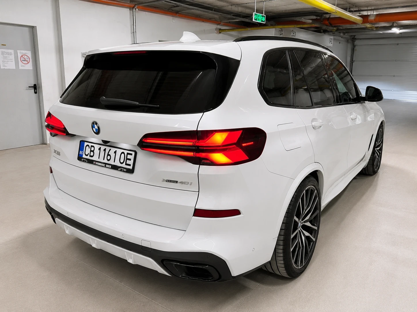 BMW X5 BMW X5 xDrive40i FULL/B58/LASER/SKY LOUNGE/MASSAGE, снимка 4 - Автомобили и джипове - 54551492