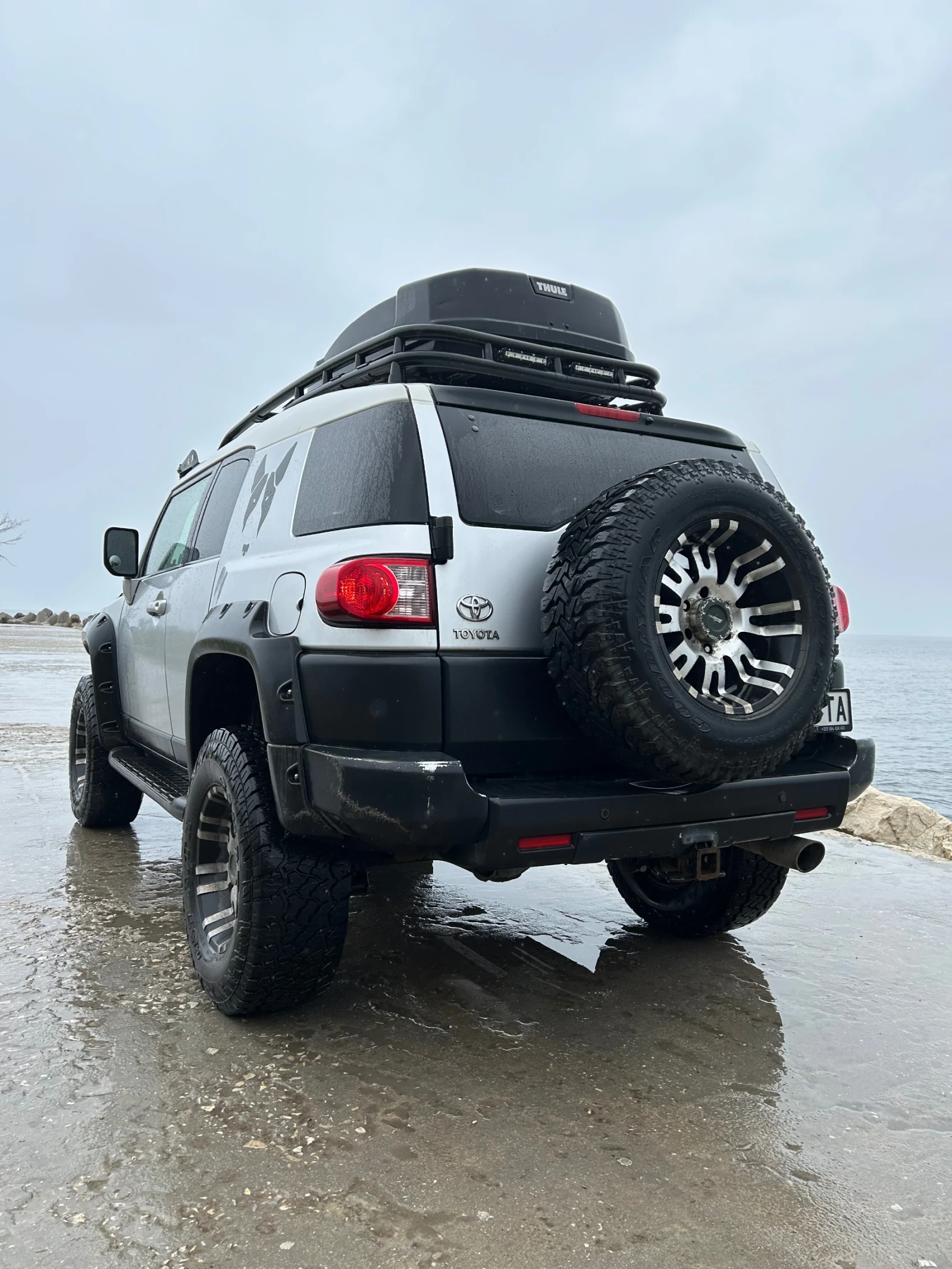 Toyota Fj cruiser 4.0i* V6* A-TRACK* Tunning, снимка 3 - Автомобили и джипове - 54657542