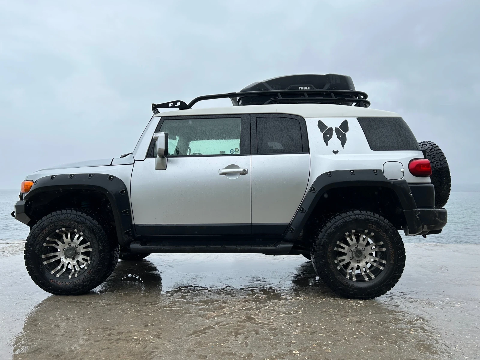 Toyota Fj cruiser 4.0i* V6* A-TRACK* Tunning, снимка 2 - Автомобили и джипове - 54657542