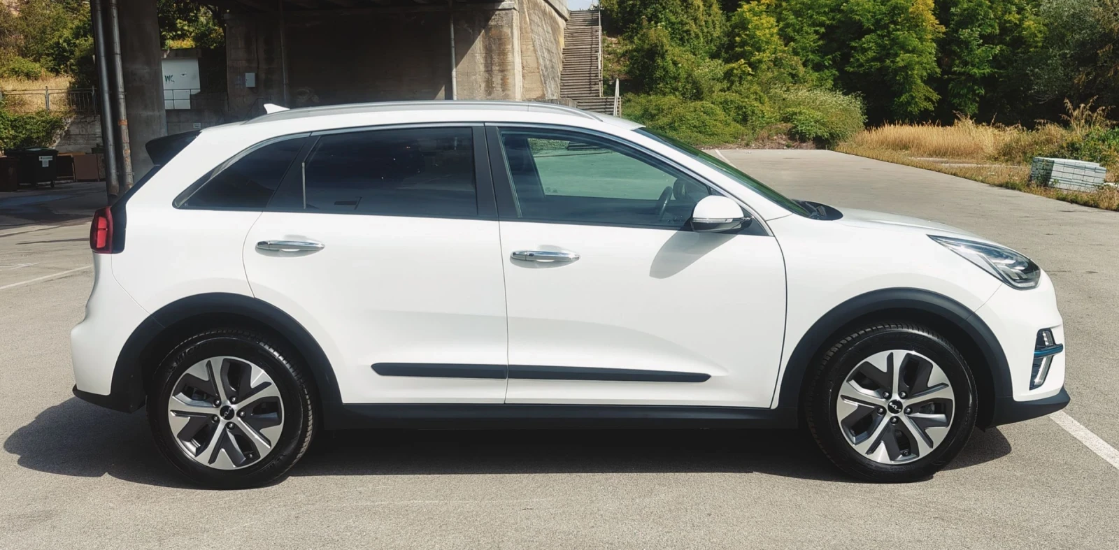 Kia Niro EV/64kwh/204hp/SOH100%/ГЕРМАНИЯ , снимка 4 - Автомобили и джипове - 54973078