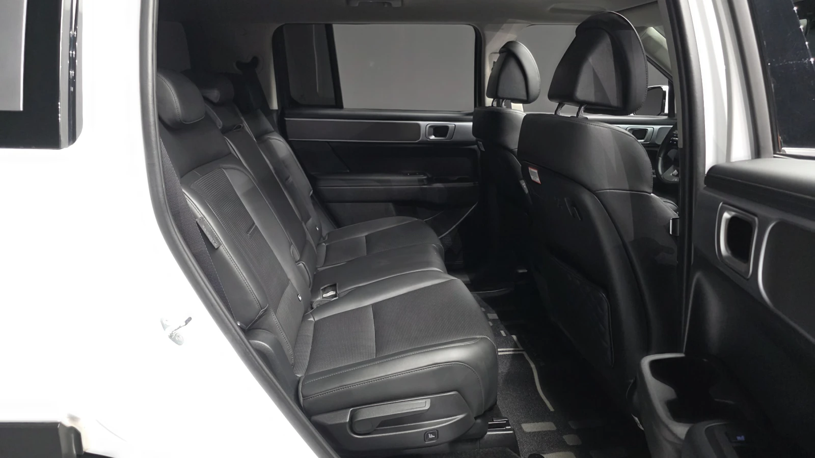 Hyundai Santa fe 2.5T Exclusive* HUD* ЕЛ. БАГАЖНИК* КРАЙНА ЦЕНА, снимка 12 - Автомобили и джипове - 56133586