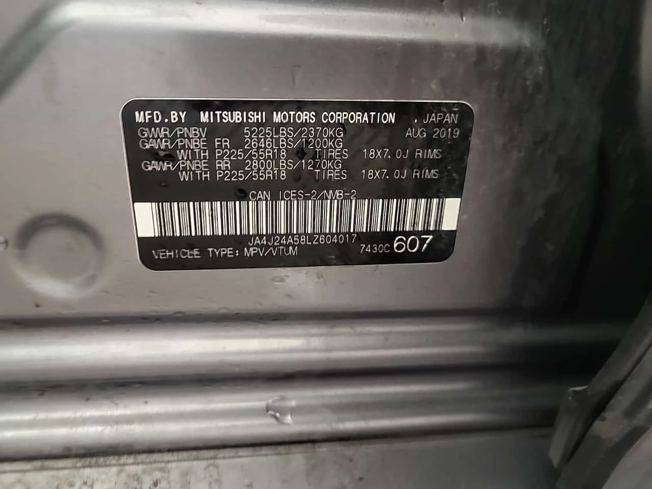 Mitsubishi Outlander * LE S AWC * CARFAX * , снимка 16 - Автомобили и джипове - 56656217