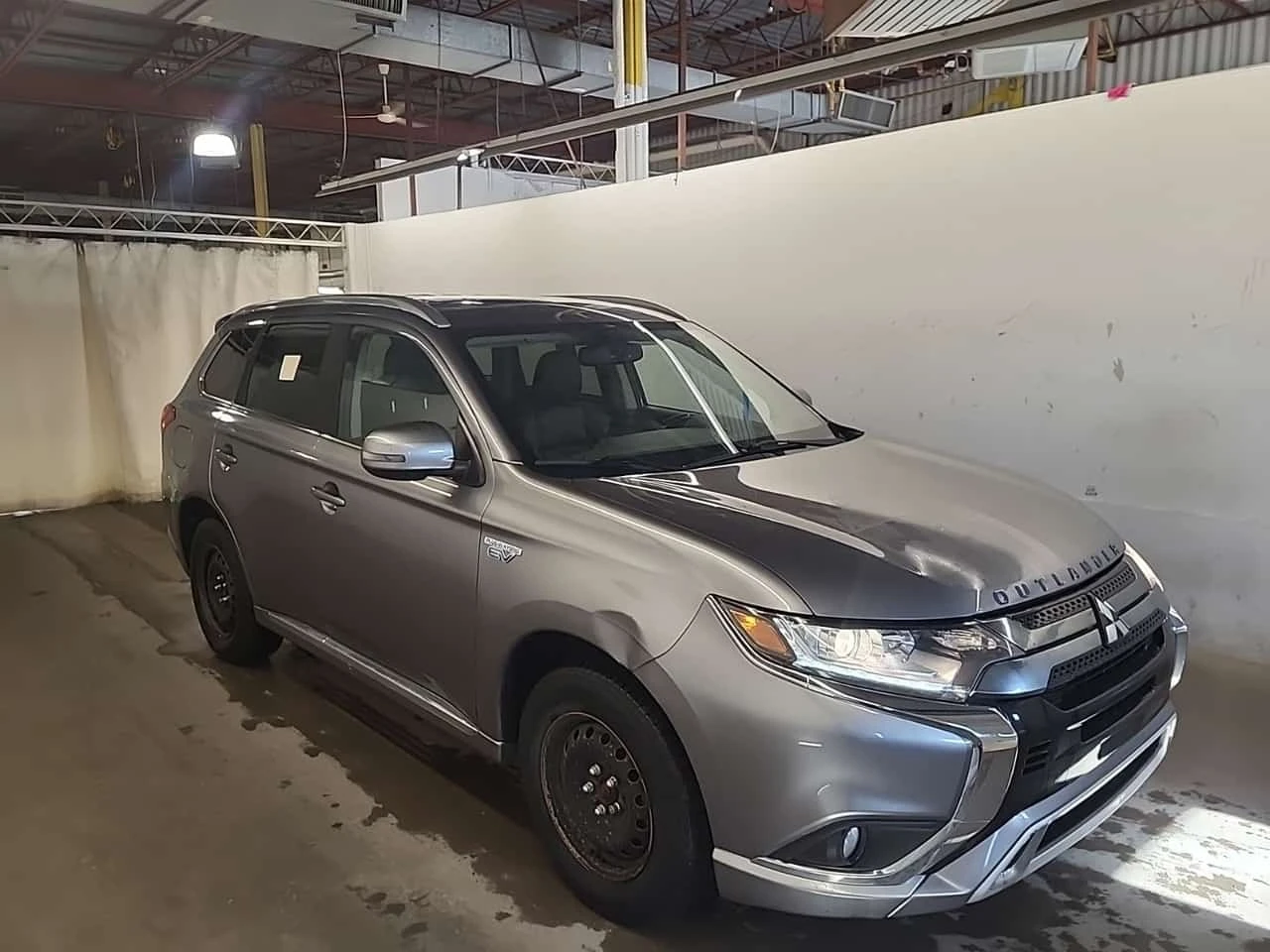 Mitsubishi Outlander * LE S AWC * CARFAX * , снимка 3 - Автомобили и джипове - 56656217