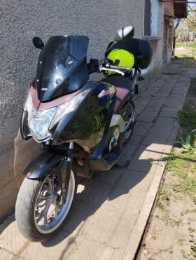     Honda Integra 700