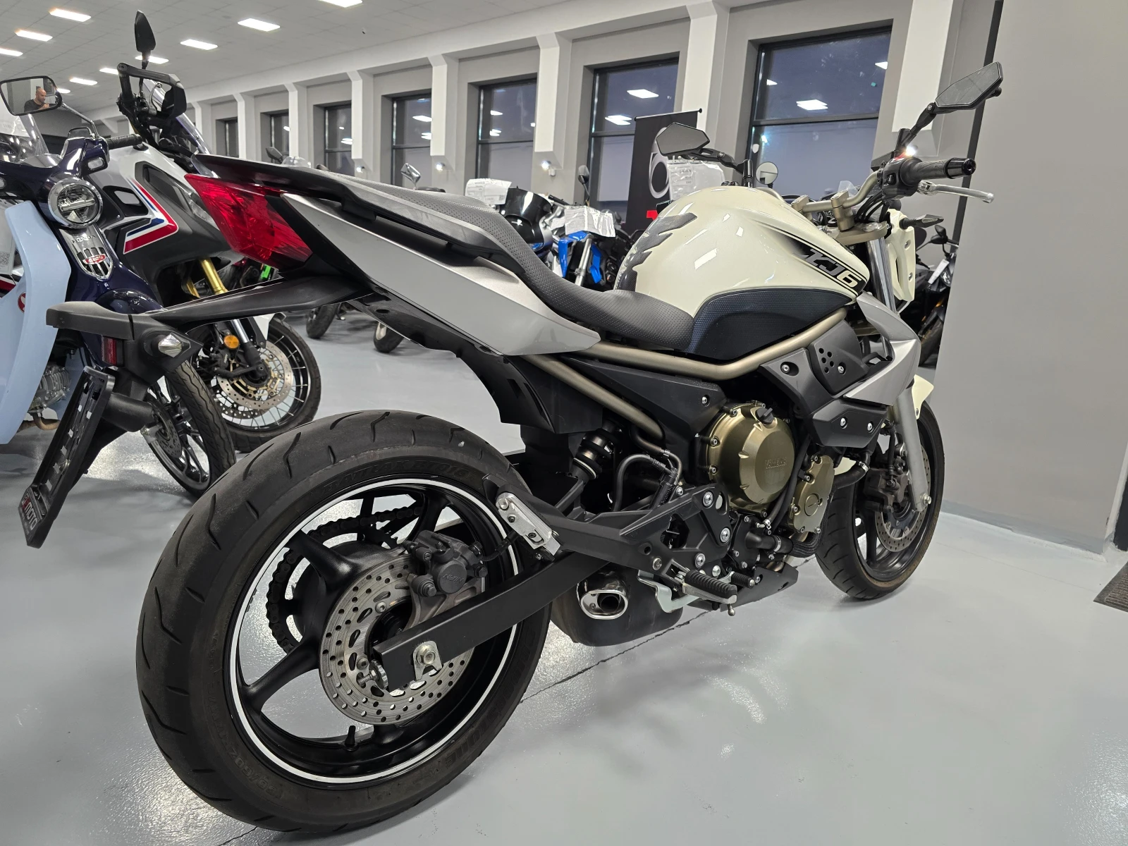 Yamaha XJ6 600ie, 34к.с.-кат. А2, 2011г. - изображение 3
