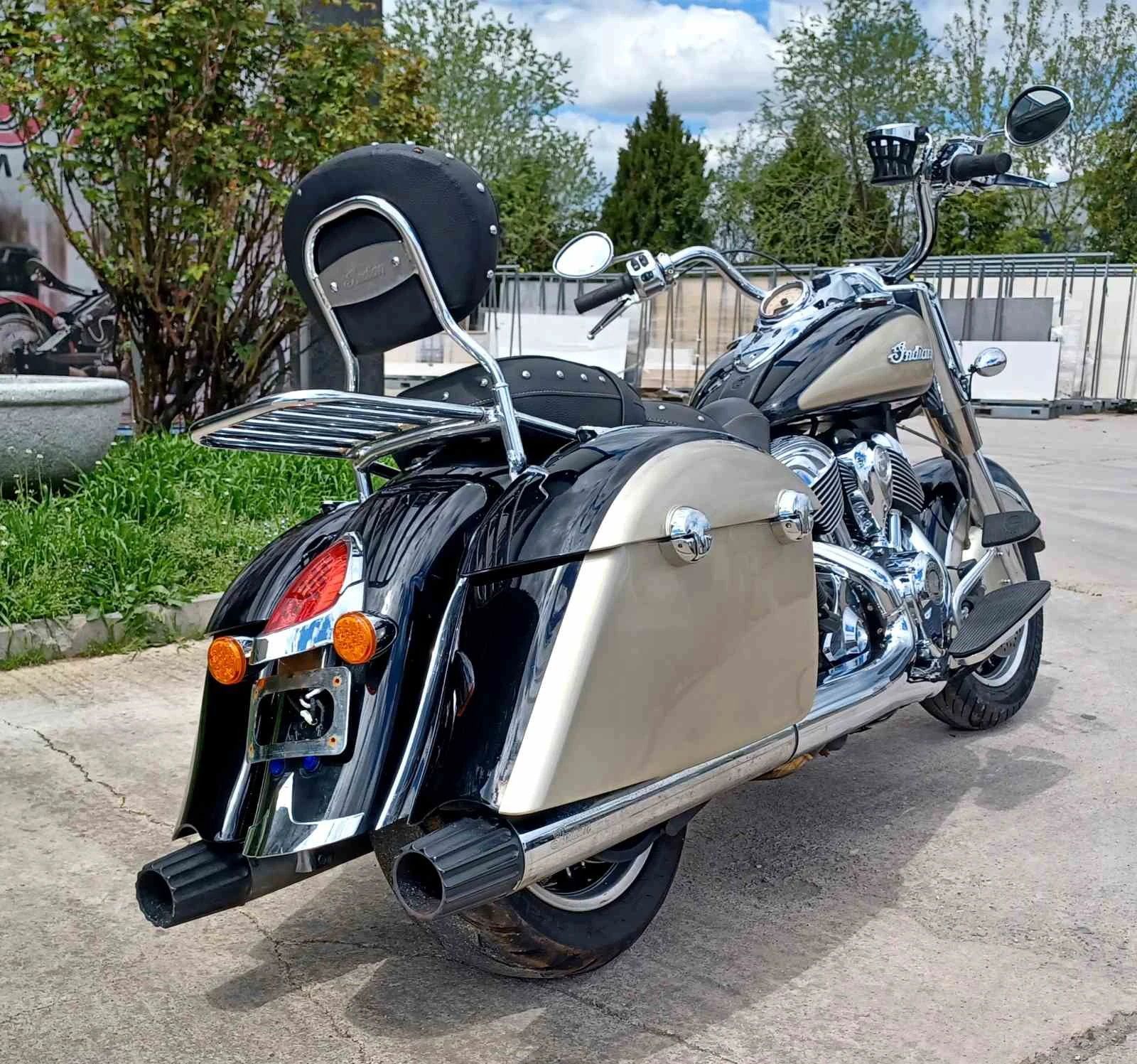 Indian Springfield | Mobile.bg � ����������� 6