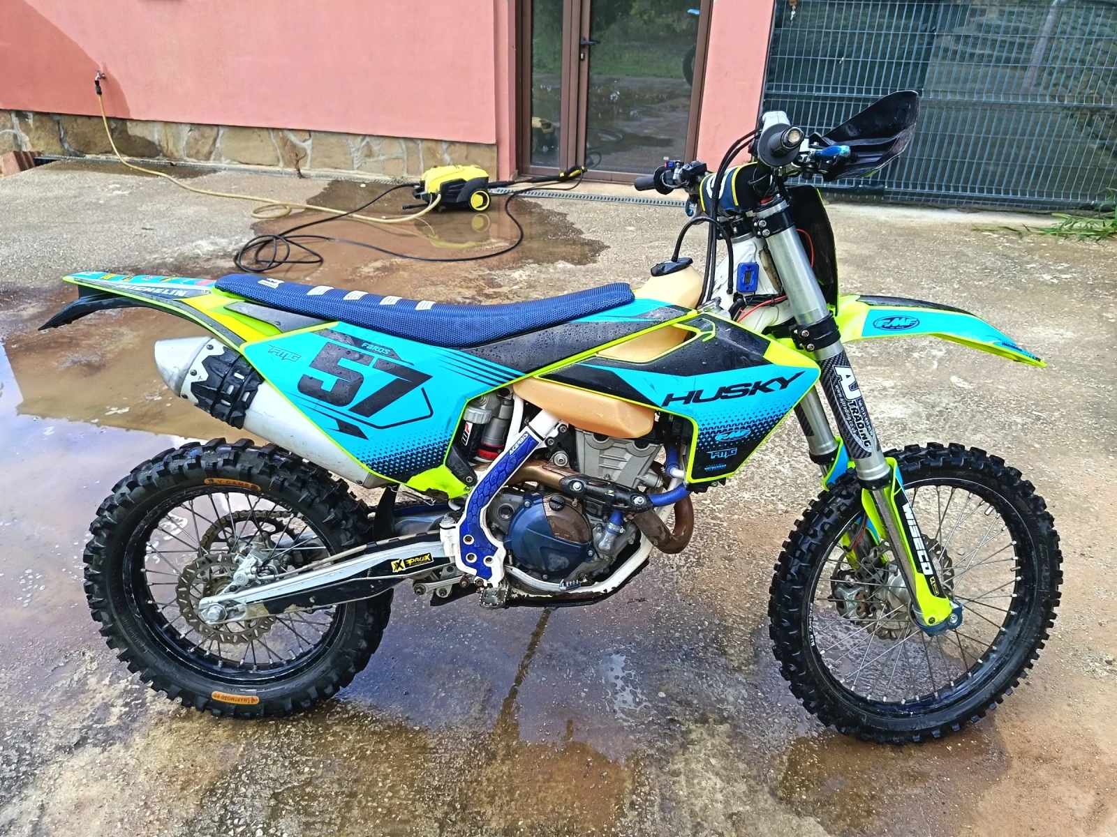 Husqvarna FE