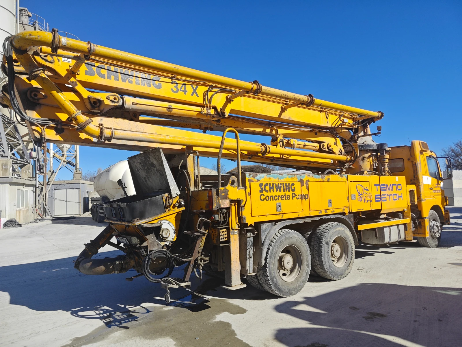 Бетон помпа Mercedes-Benz SCHWING 34m., снимка 3 - Индустриална техника - 53856506