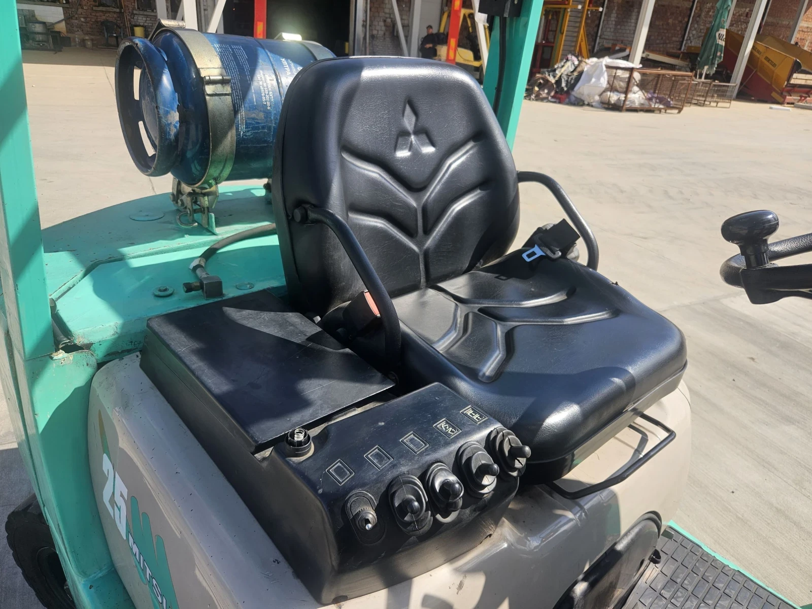  Mitsubishi | Mobile.bg   7