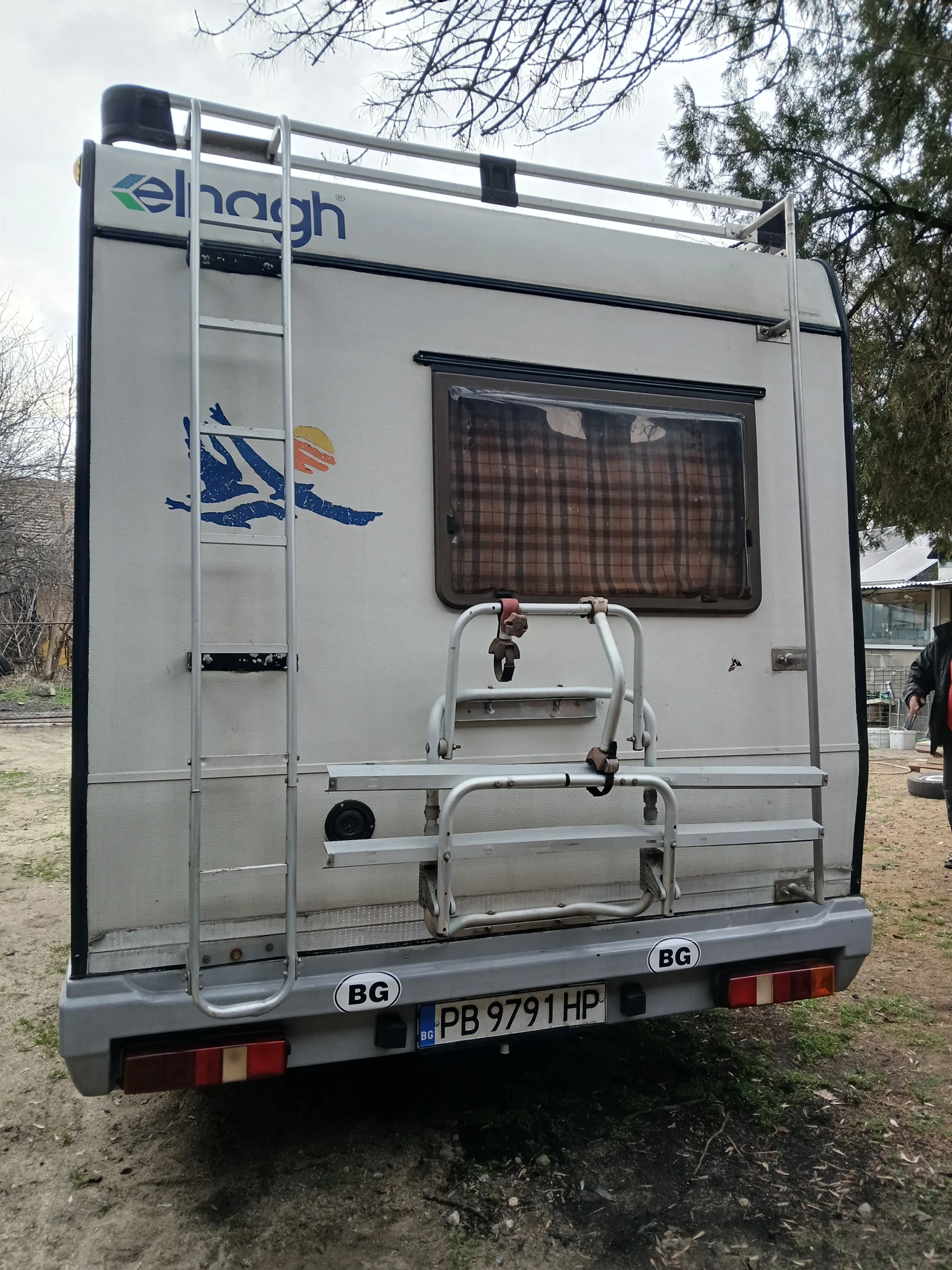 Кемпер Ford еlnagh, снимка 2 - Каравани и кемпери - 53766756