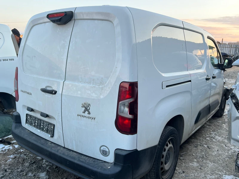 Peugeot Partner 1.6HDI, снимка 2 - Автомобили и джипове - 39606374