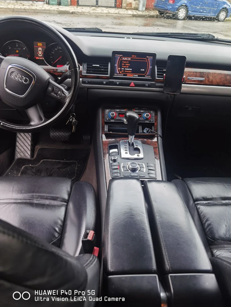 Audi A8 3.0 куатро, снимка 10 - Автомобили и джипове - 47230234